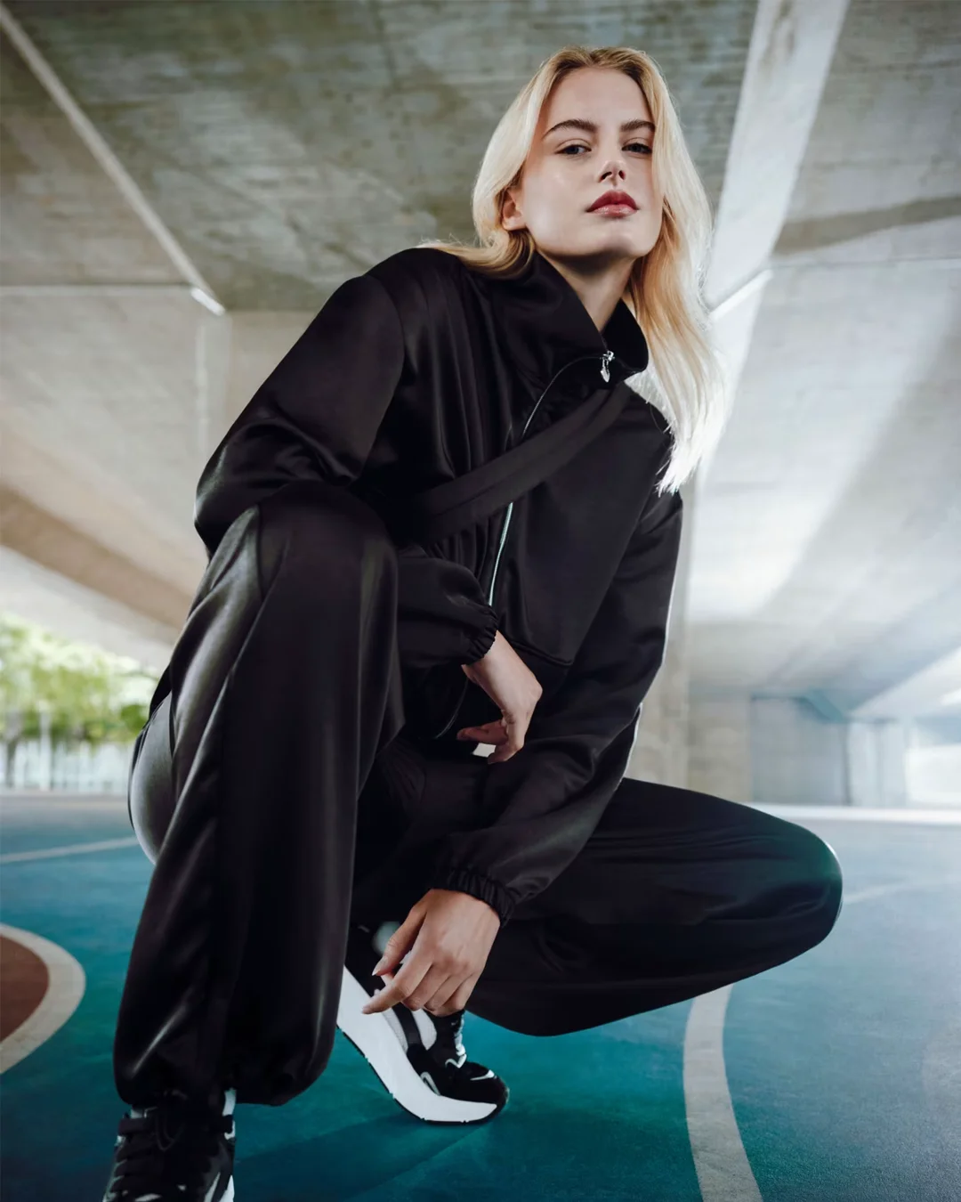 женские кроссовки EA7 Emporio Armani