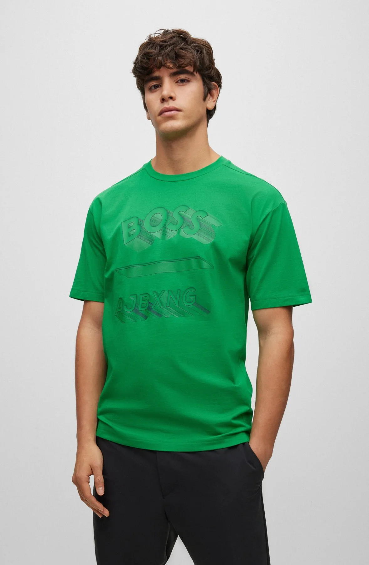 зелёная мужская модная футболка Босс
